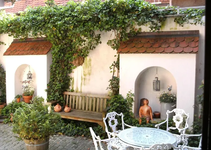 Dinkelsbuhler Kunst-stuben فندق