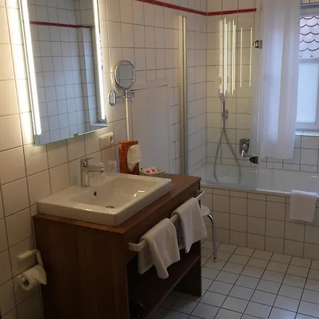 Otel Dinkelsbuehler Kunst-stuben